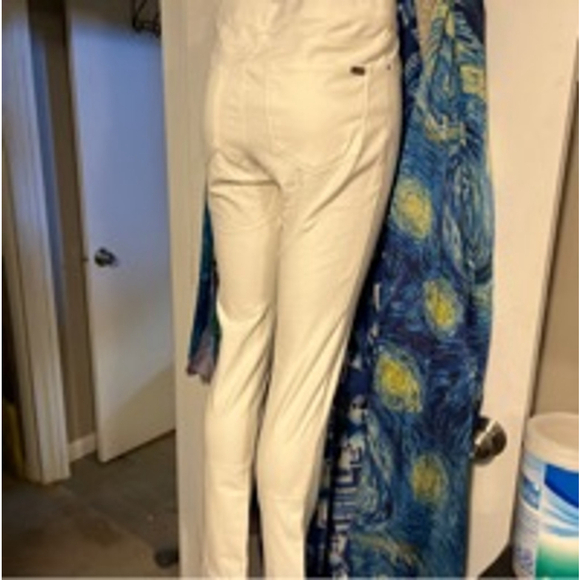 True slim jeggings size 12 NWT SIZE 12 IN WHITE - Picture 5 of 5